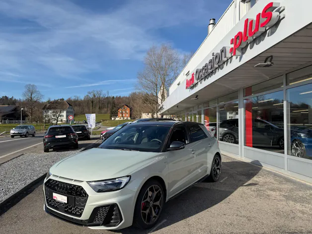 Audi NaviPLUS/SONOS Soundsystem/ 5Y Audi Sport Radsatz 18Zoll/ACC/ 2 Zone Klima
