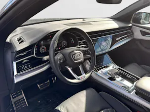 Audi Q8 50 TDI quattro tiptronic