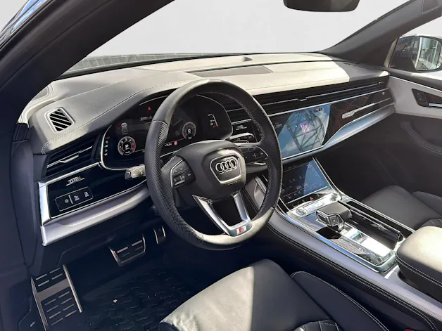 Audi Q8 50 TDI quattro tiptronic