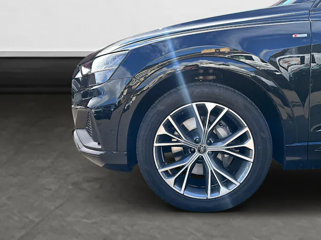 Audi Q8 50 TDI quattro tiptronic