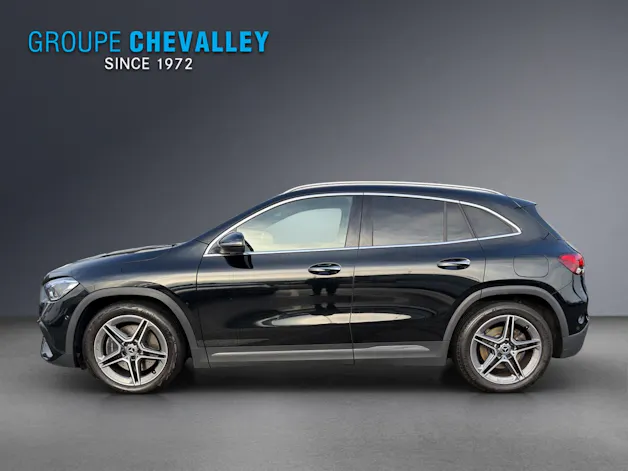 Mercedes-Benz GLA 250 AMG Line 8G-DCT