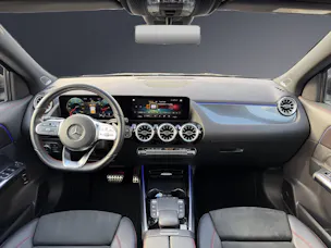 Mercedes-Benz GLA 250 AMG Line 8G-DCT