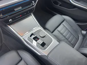 BMW 320d xDrive 48V Touring Steptronic M Sport Pro