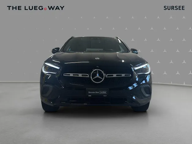 Mercedes-Benz GLA 250e Progressive 8G-DCT