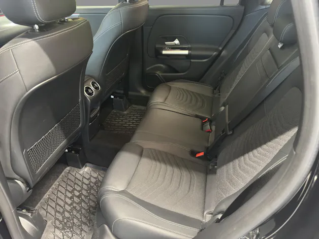 Mercedes-Benz GLA 250e Progressive 8G-DCT