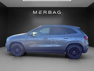 Mercedes-Benz GLA 200 7G-DCT