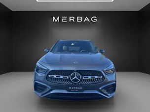 Mercedes-Benz GLA 200 7G-DCT