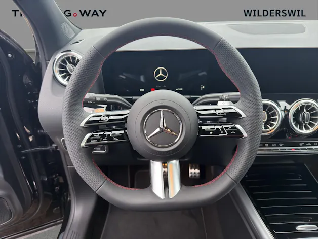 Mercedes-Benz GLA 200 Night Star 7G-DCT