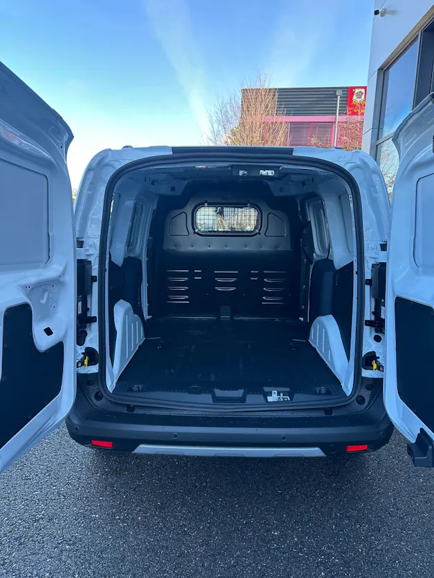 Ford Transit Courier van 1.0 EcoBoost Active