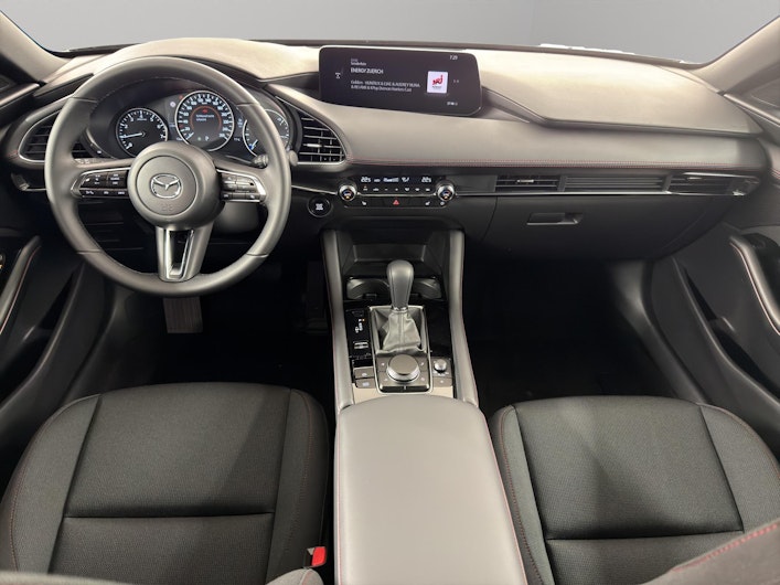 Fahrzeugbild MAZDA 3
