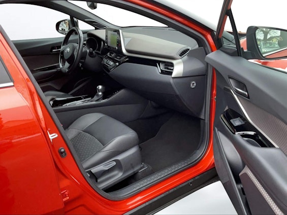 Vehicle image 10 Vehicle image 10