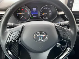 Toyota C-HR 2.0 VVTi HSD Launch Edition