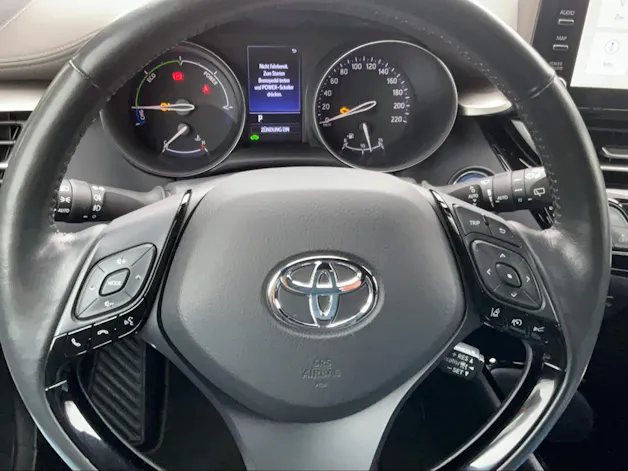 Toyota C-HR 2.0 VVTi HSD Launch Edition