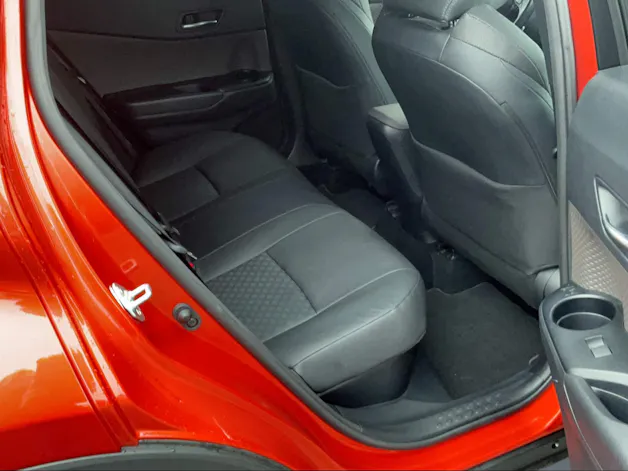 Toyota C-HR 2.0 VVTi HSD Launch Edition