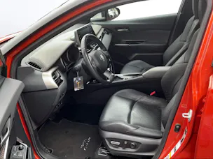 Toyota C-HR 2.0 VVTi HSD Launch Edition