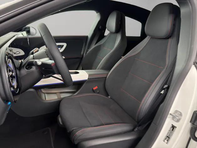 Mercedes-Benz CLA 220 AMG Line 4matic