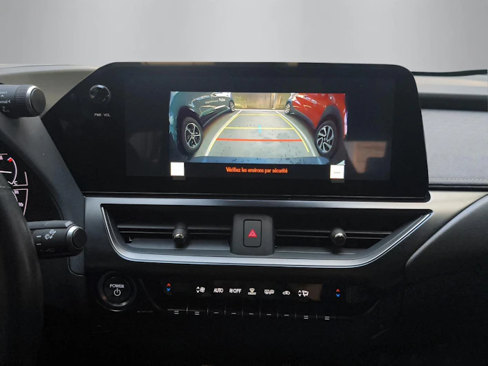 image du véhicule LEXUS UX