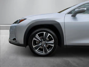 https://vehicle.imgix.net/4148561/642f7dc3-265e-43be-8783-693120707475.jpg