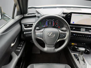 https://vehicle.imgix.net/4148561/f5a52661-74f8-41f1-ad6e-f7d6ceac79fd.jpg
