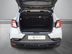 https://vehicle.imgix.net/4148568/238257f0-d210-44f2-95fe-c1c9299a03c0.jpg