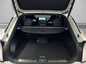 https://vehicle.imgix.net/4148574/b1a6e444-96e6-4fb2-ac47-27e87c4874a2.jpeg