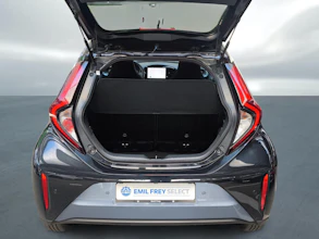 https://vehicle.imgix.net/4148576/4420e141-3a59-4df3-8013-a2318e785faf.jpg