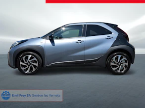 https://vehicle.imgix.net/4148576/ca429c29-cded-4880-be99-6e99fc7eed73.jpg