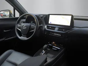 Lexus UX 300h F-Line