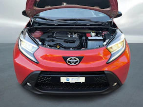 https://vehicle.imgix.net/4148593/3fe83f6e-0f95-4fd1-ba82-9c1bc0592332.jpg