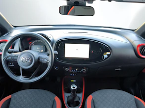 https://vehicle.imgix.net/4148593/5a636612-14f3-4dcb-a863-9177f153187b.jpg