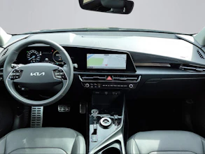 https://vehicle.imgix.net/4148597/a206a351-4a79-44bb-bb1d-3ce9e9e7df74.jpg