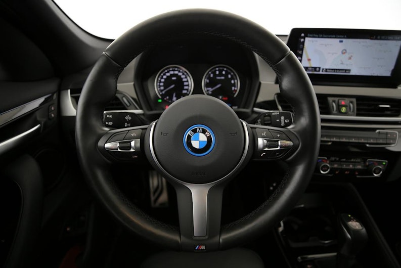 Vehicle image BMW X1
