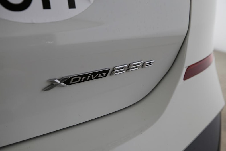 Vehicle image BMW X1