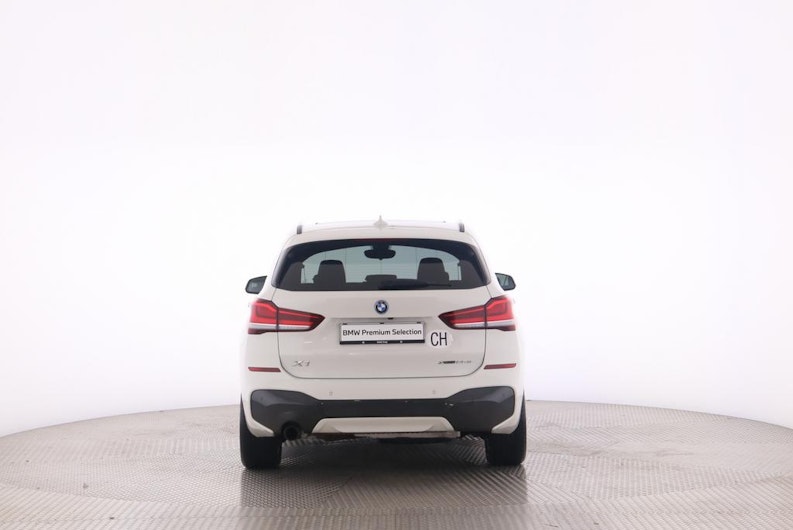 Vehicle image BMW X1