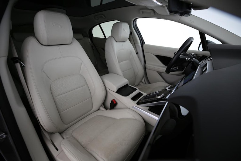 Vehicle image JAGUAR I-PACE
