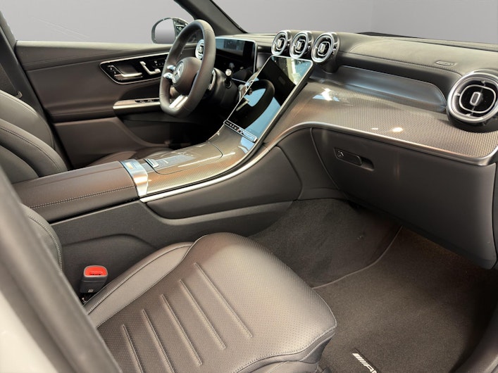 Vehicle image MERCEDES-BENZ GLC 300