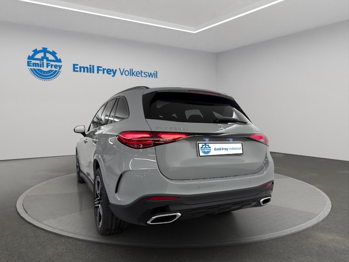 Vehicle image MERCEDES-BENZ GLC 300