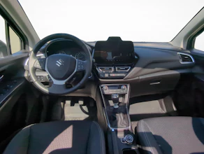 https://vehicle.imgix.net/4148640/49d82e15-7f5f-4445-882a-aa7ecabfe838.jpg