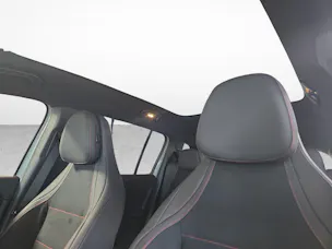 Mercedes-Benz GLB 350 4MATIC EQ Technology