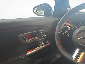 immagine del veicolo MERCEDES-BENZ GLB 350 4MATIC EQ Technology