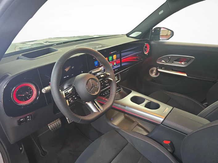 immagine del veicolo MERCEDES-BENZ GLB-CLASS