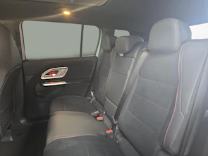immagine del veicolo MERCEDES-BENZ GLB 350 4MATIC EQ Technology