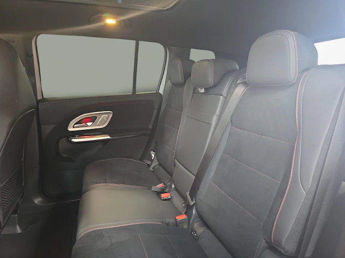 immagine del veicolo MERCEDES-BENZ GLB-CLASS