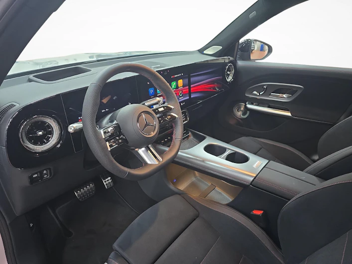 immagine del veicolo MERCEDES-BENZ GLB-CLASS