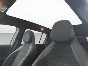 immagine del veicolo MERCEDES-BENZ GLB 350 4MATIC EQ Technology