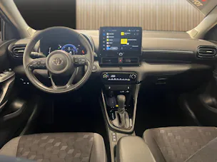 Toyota Yaris 1.5 VVT-i HSD Trend