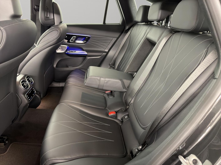 Vehicle image MERCEDES-BENZ GLC 300