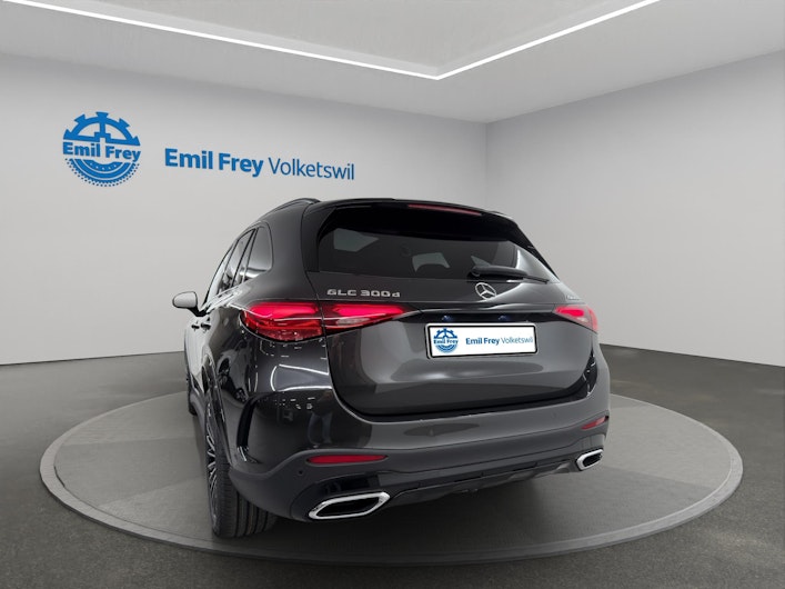 Vehicle image MERCEDES-BENZ GLC 300