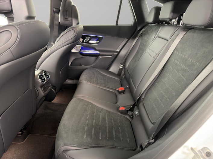 image du véhicule MERCEDES-BENZ GLC 220