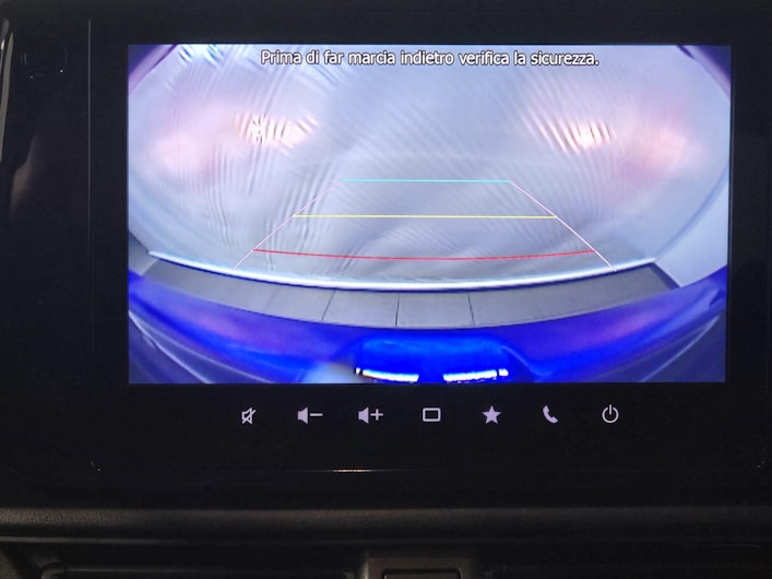 Vehicle image SUZUKI SWIFT